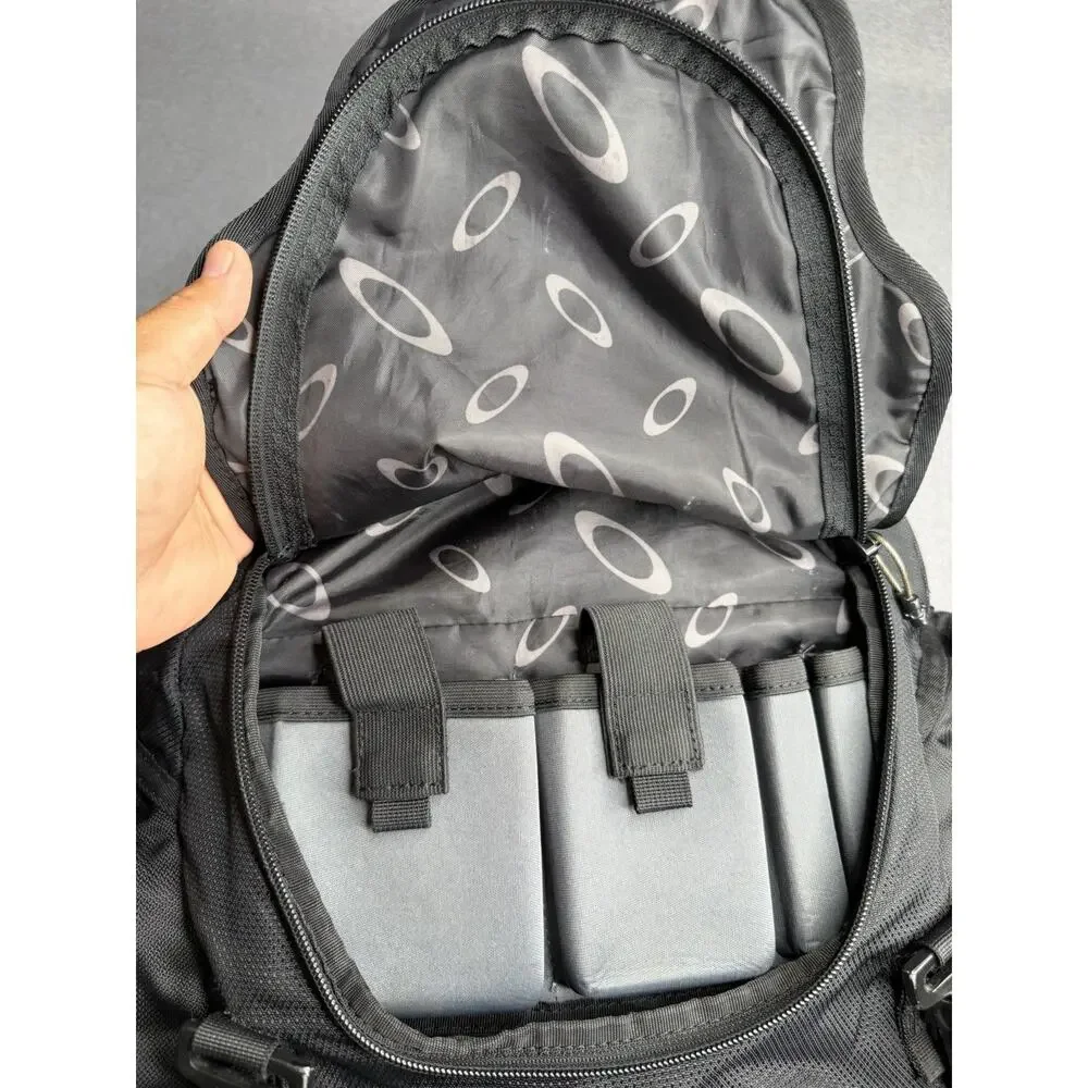 OAKLEY Tactical Backpack Field Gear Kitchen Sink Gear SOF Black 20-S1242-B